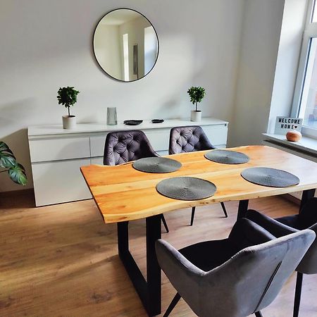 Neu Sanierte Wohnung Mit Balkon Und Stellplatz Erfurt Exterior foto